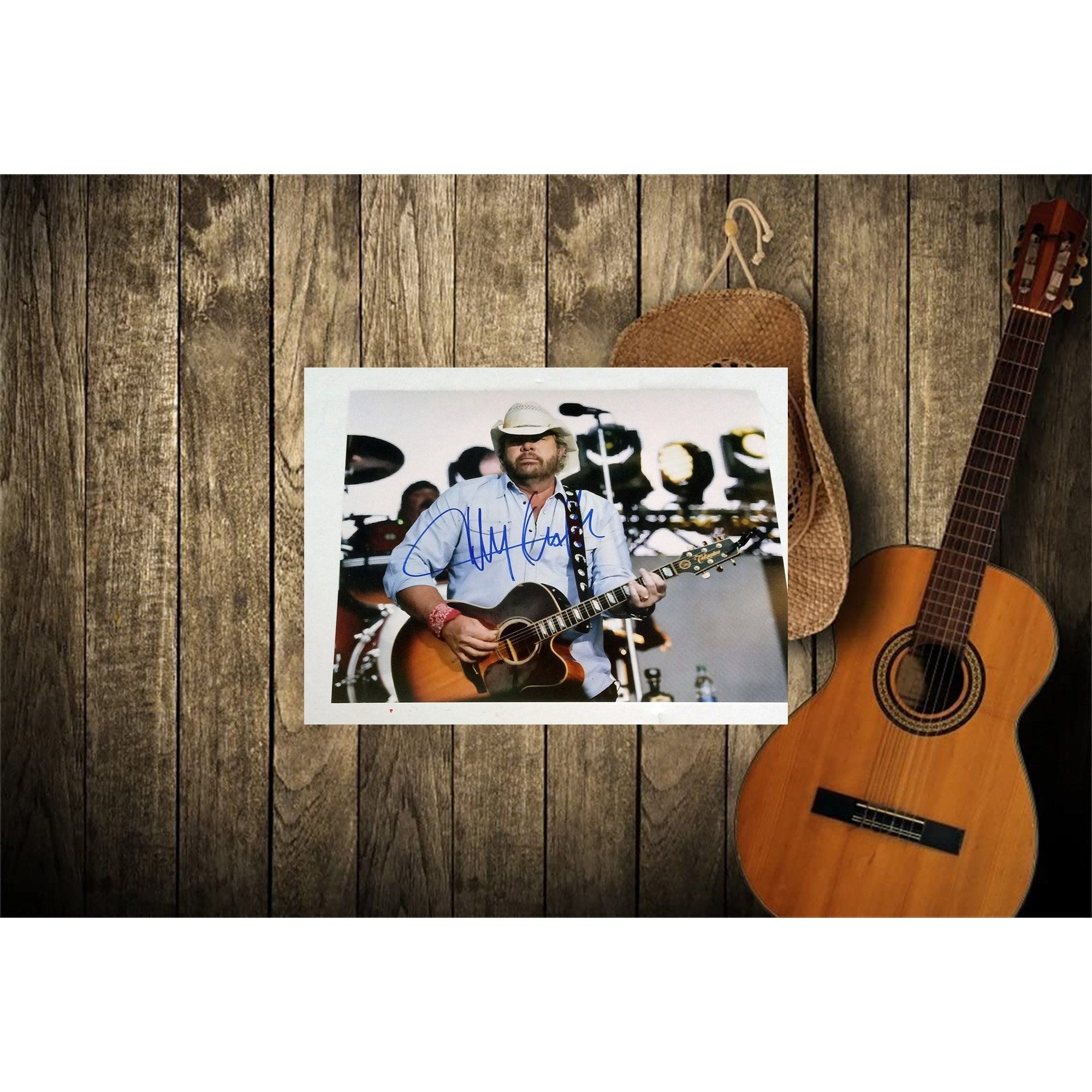 Toby Keith 8 by 10 signed photo with proof