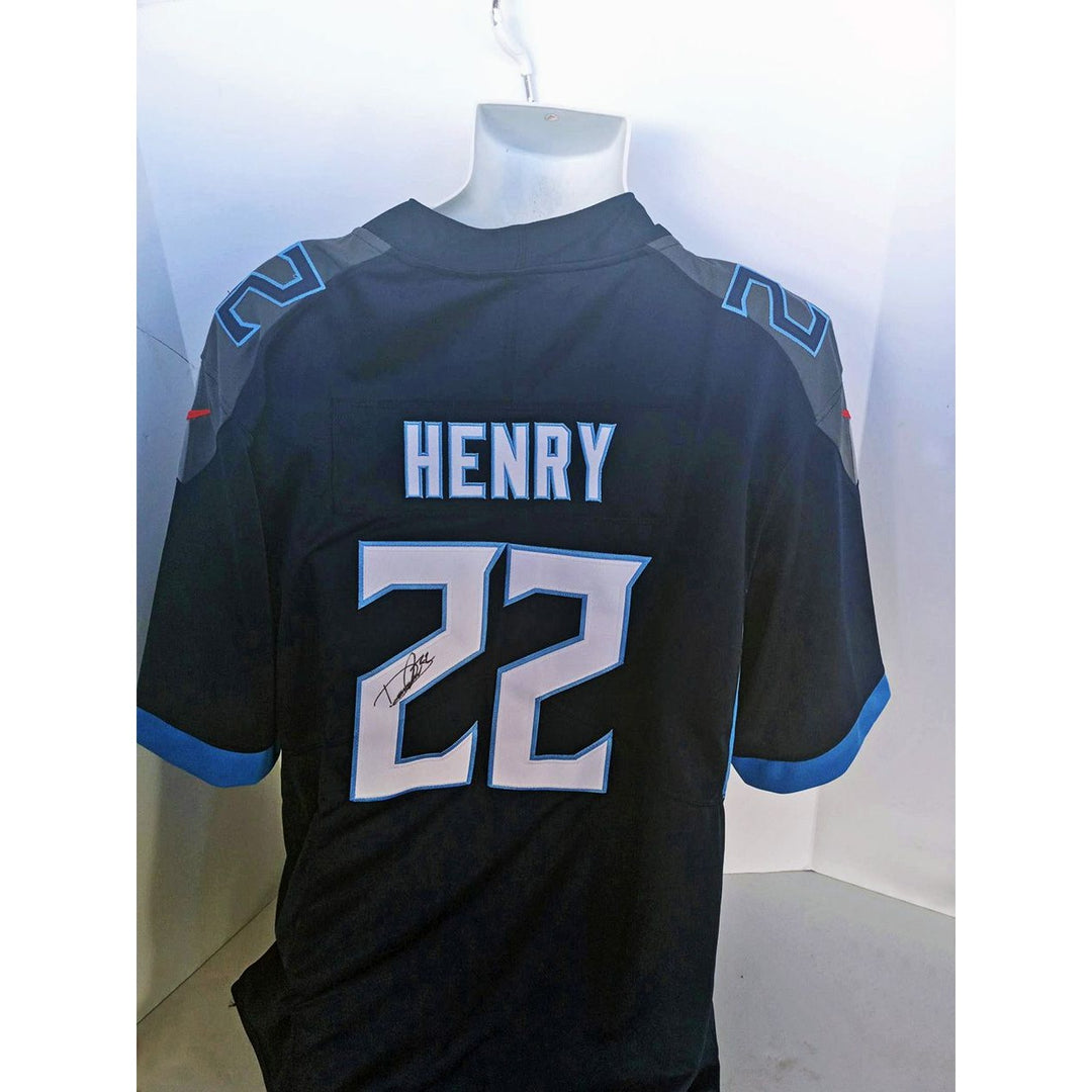 Derrick Henry Tennessee Titans game model jersey signed with proof