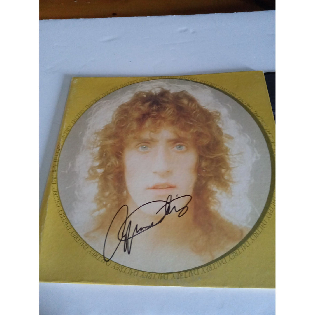 Roger Daltrey lead singer of The Who LP signed with proof - Awesome Artifacts 