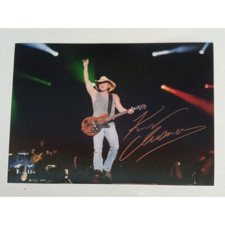 Kenny Chesney 8 x 10 photo signed with proof - Awesome Artifacts 