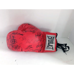 Johnny Tapia, Julio Cesar Chavez, Wilfredo Benitez, Roberto Duran 18 boxing Legend signed glove with proof