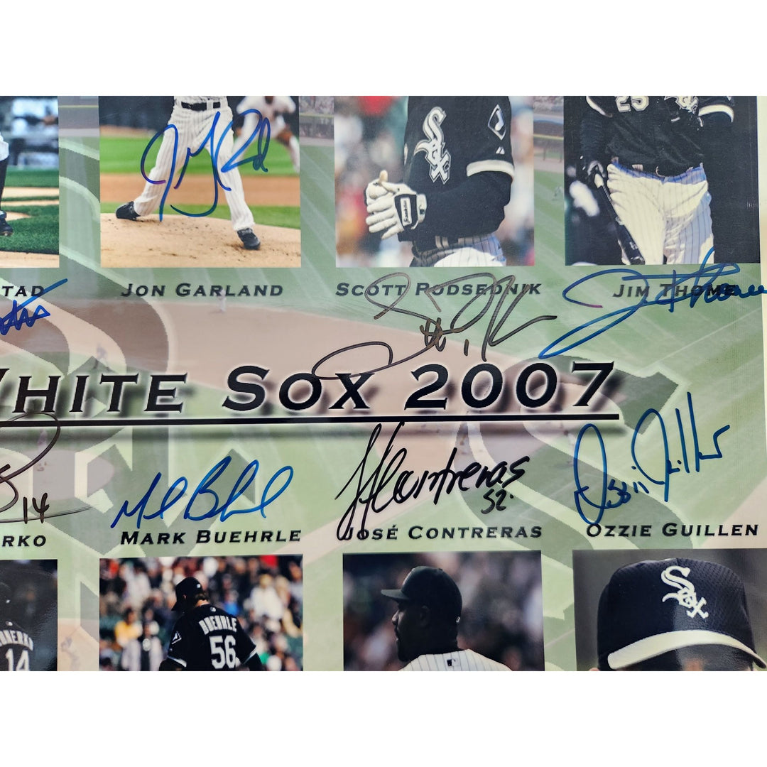 Chicago White Sox 2007 13 by 17 stars signed photo