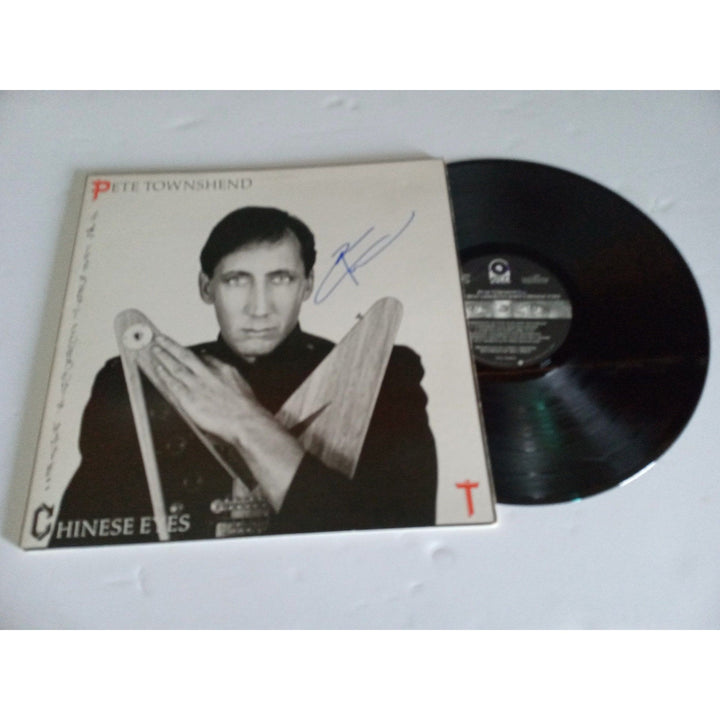 Pete Townshend Chinese eyes LP signed with proof - Awesome Artifacts 