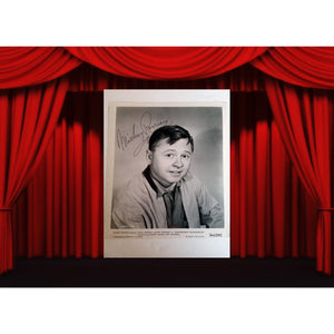 Mickey Rooney 8 x 10 signed photo with proof