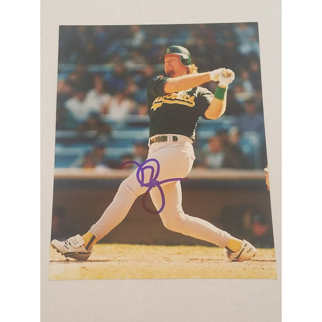 Mark McGwire Oakland A's 8 by 10 signed photo - Awesome Artifacts 