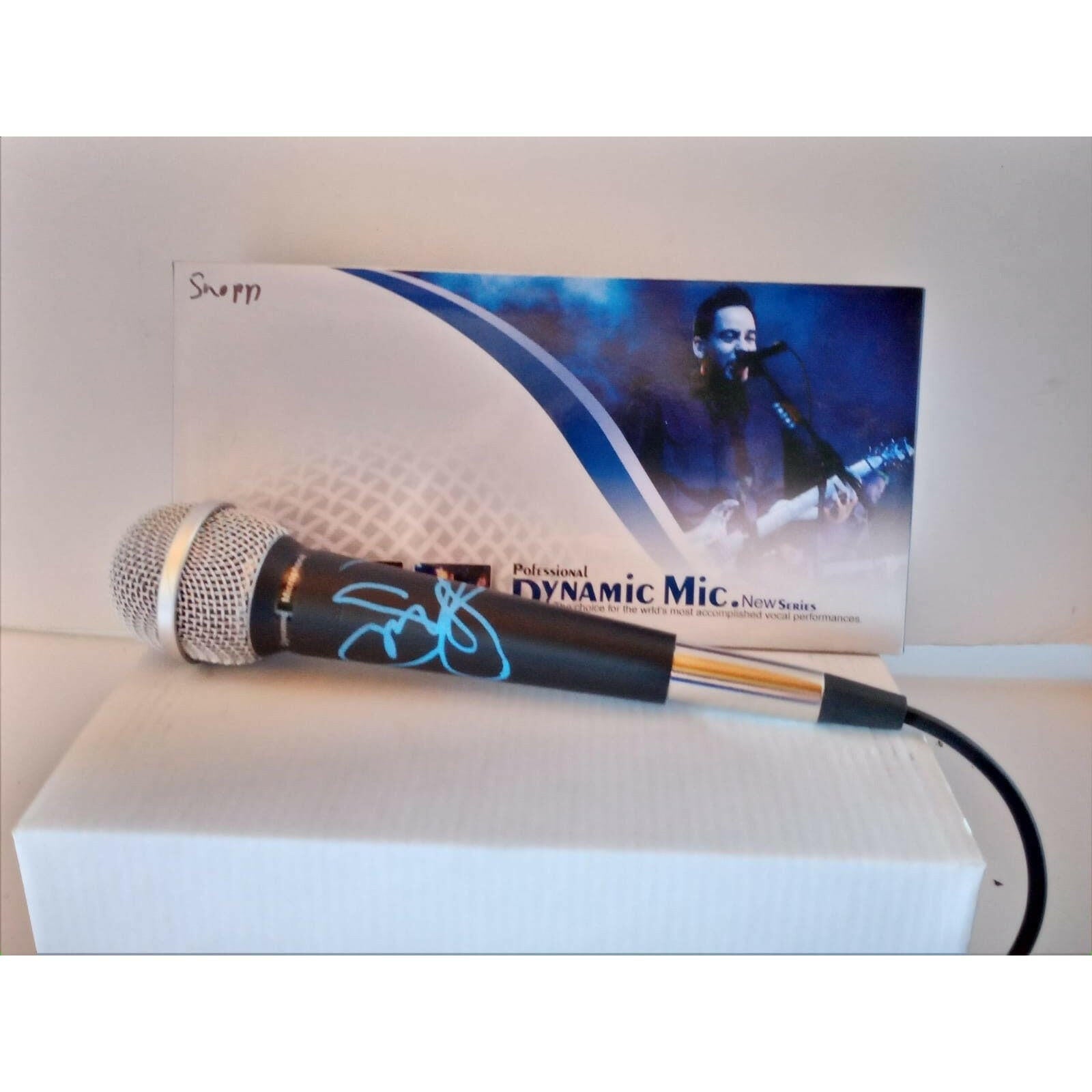 Snoop Dogg Calvin Broadus Jr signed microphone with proof