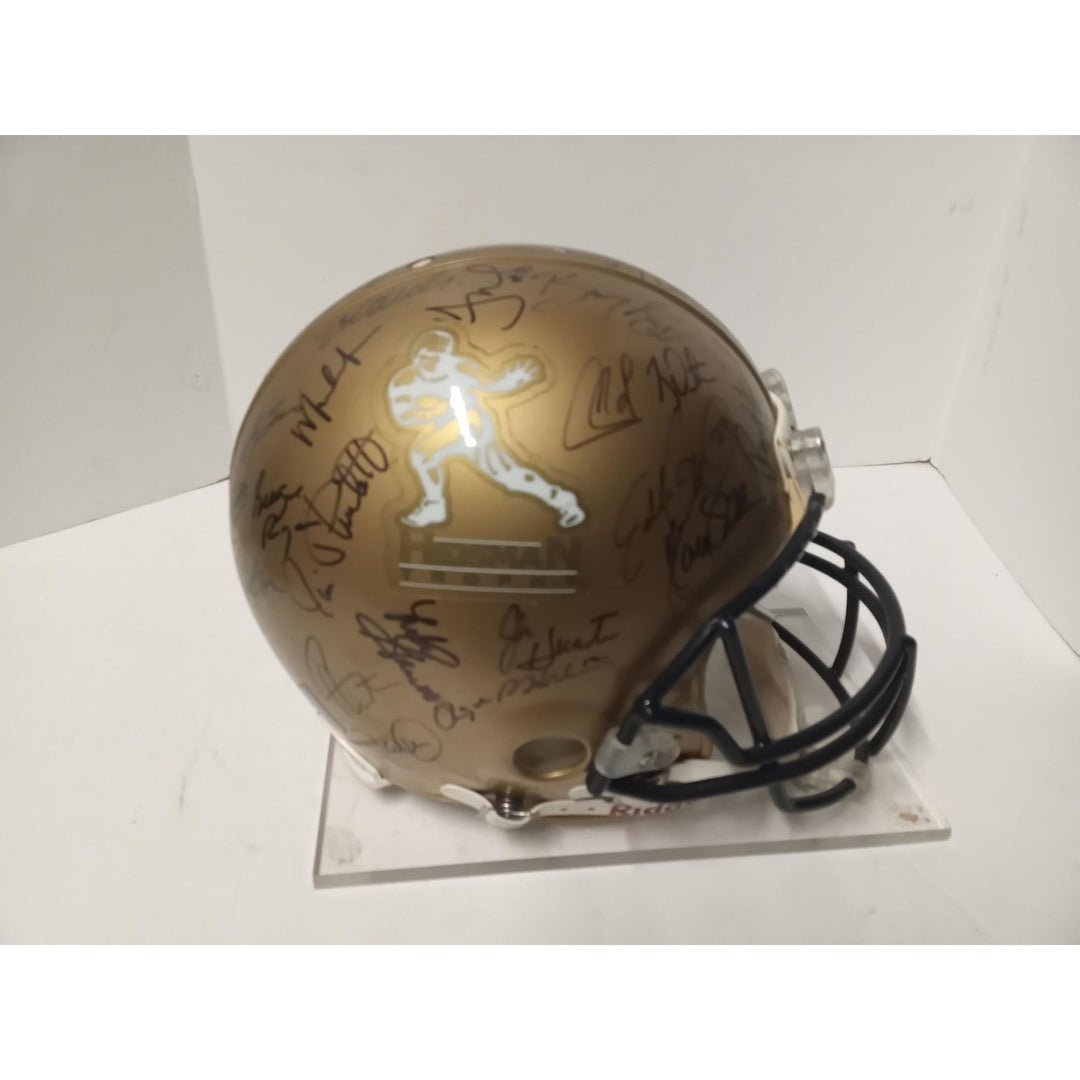 40 Heisman Trophy award winners Roger Staubach Barry Sanders Bo Jackson Riddell pro model helmet signed with free case