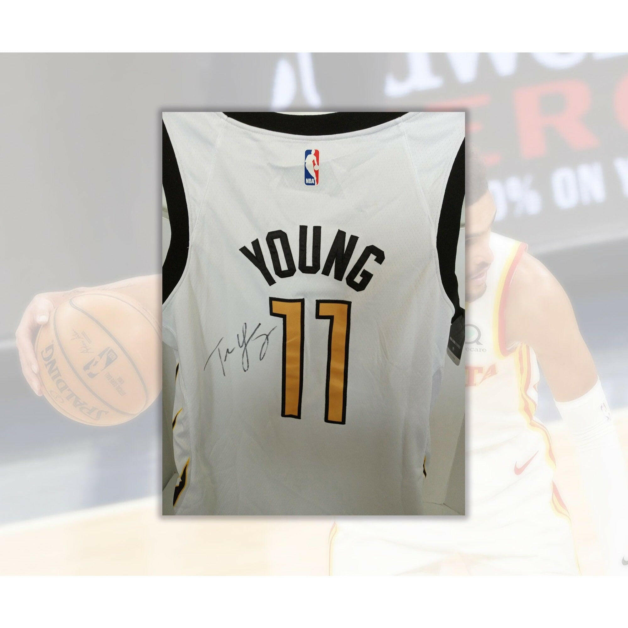 Trae Young Atlanta Hawks signed jersey with proof