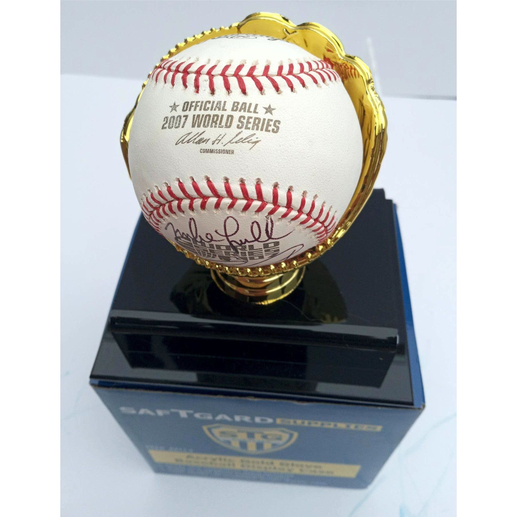David Ortiz Curt Schilling Dustin Pedroia Mike Lowell Kevin Youkilis MLB baseball signed with proof with free case