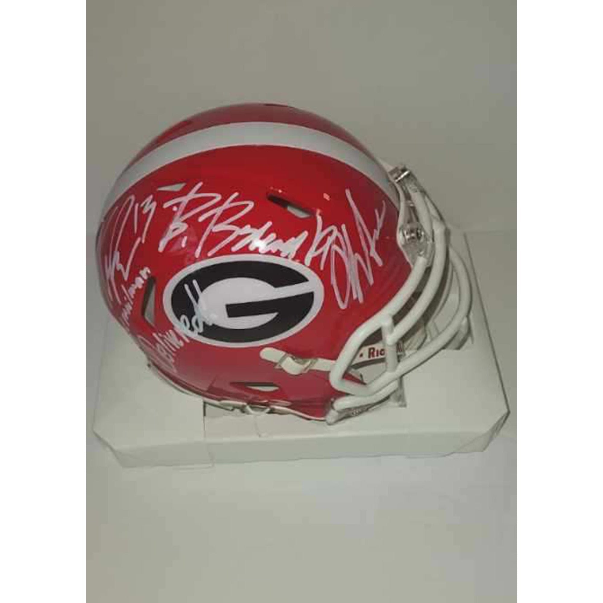 Brock Bowers Georgia Bulldogs Autographed Red Jersey