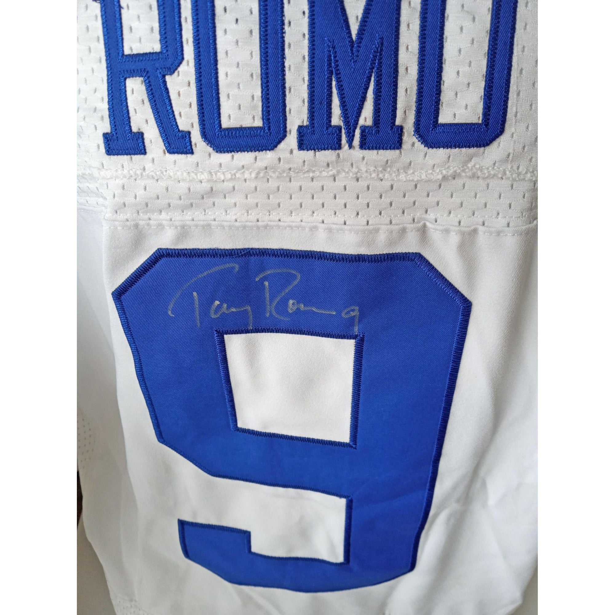 Tony Romo Dallas Cowboys signed jersey with proof