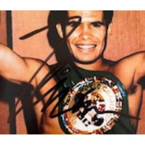 Julio Cesar Chavez boxing Legend 5 x 7 photo signed