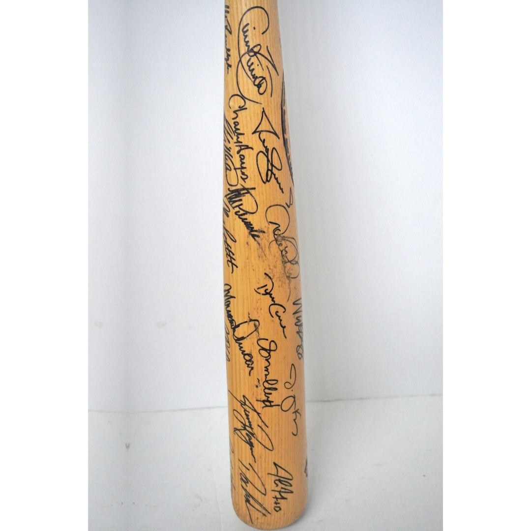 Derek Jeter Louisville game model bat 1996 New York Yankees World Series champs team signed $899 with proof