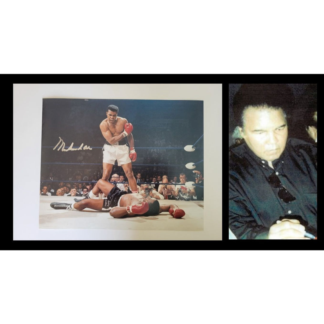 Muhammad Ali 8 x 10 photo signed with proof - Awesome Artifacts 