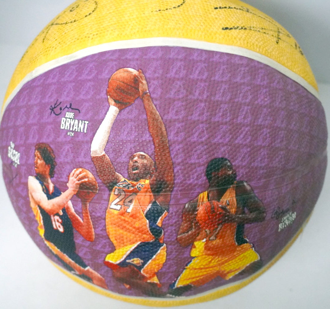 Los Angeles Lakers Kobe Bryant, Andrew Bynum, Pau Gasol basketball with proof - Awesome Artifacts 