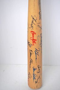 Young Award winning Whitey Ford, Greg Maddux, Randy Johnson, 30 signed baseball bat