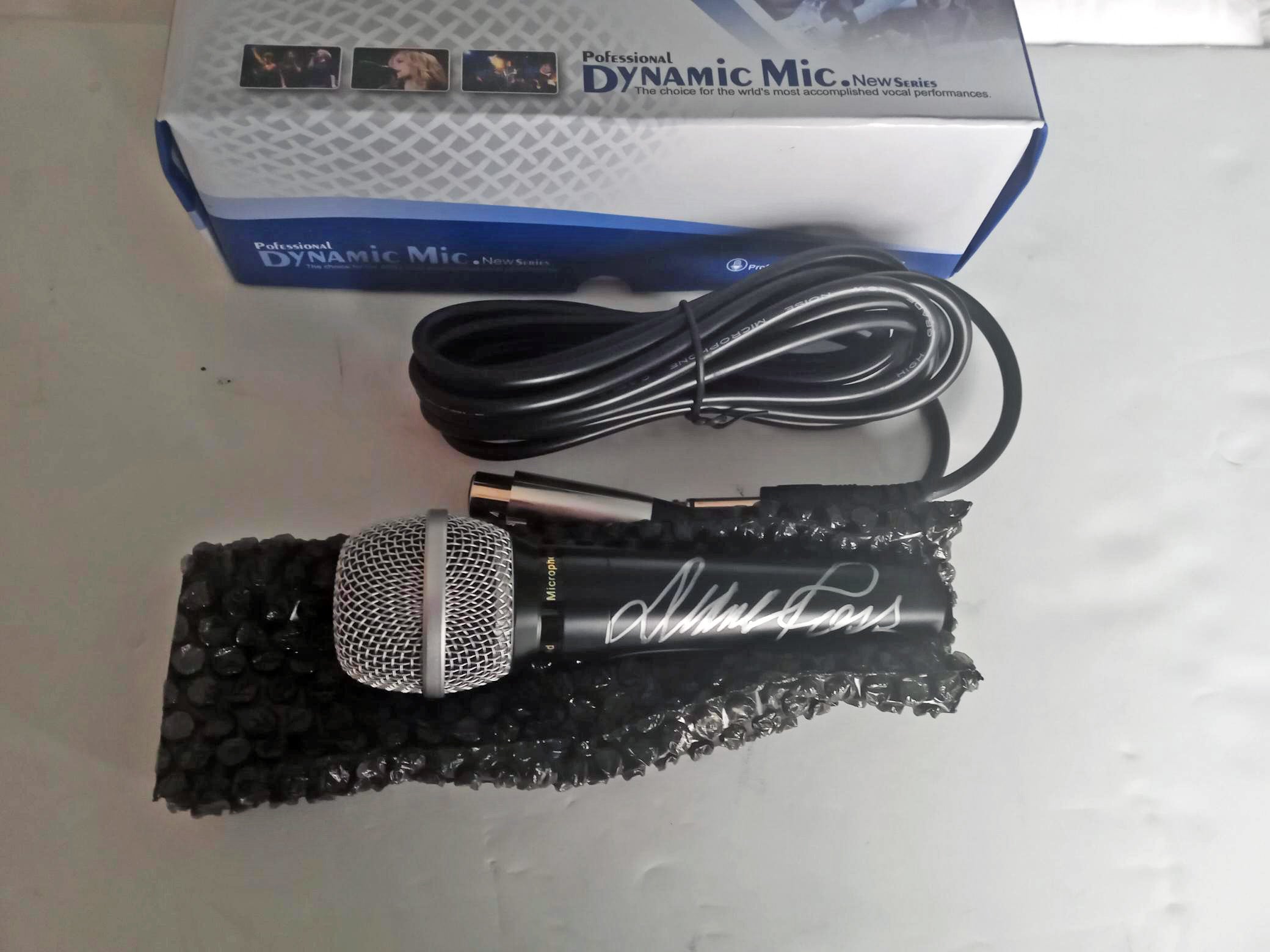 Diana Ross Dynamic microphone signed with proof