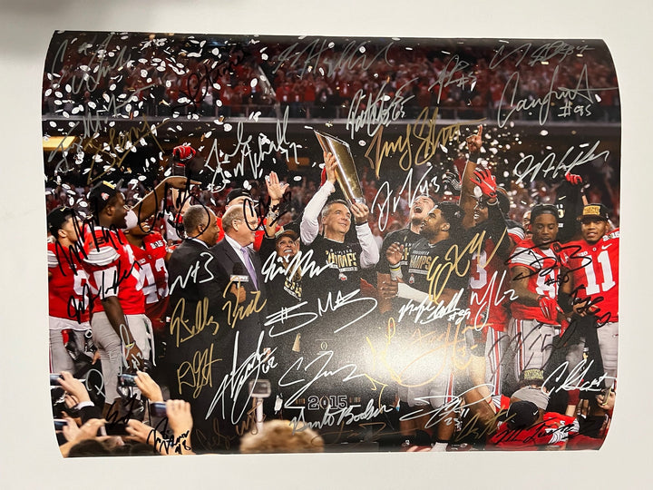 Ezekiel Elliott Ohio State Buckeyes national champions team signed 16x20 with proof