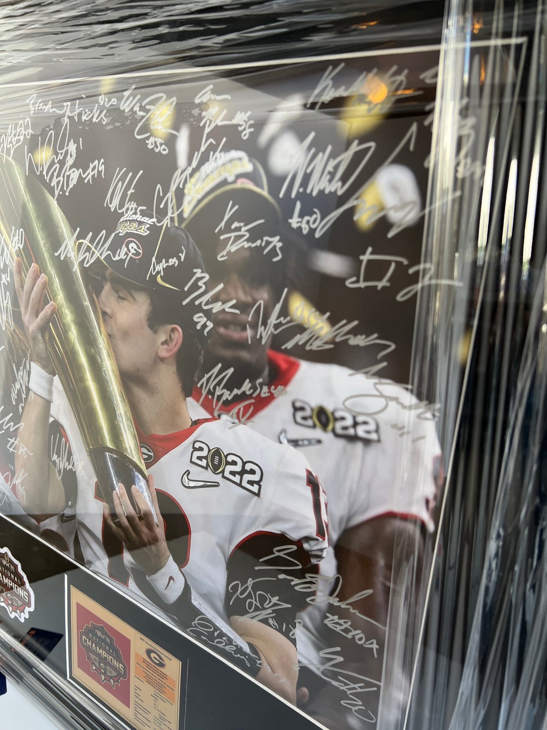 Stetson Bennett, Kirby Smart Georgia Bulldogs national champions framed 16x20 team signed photo with proof