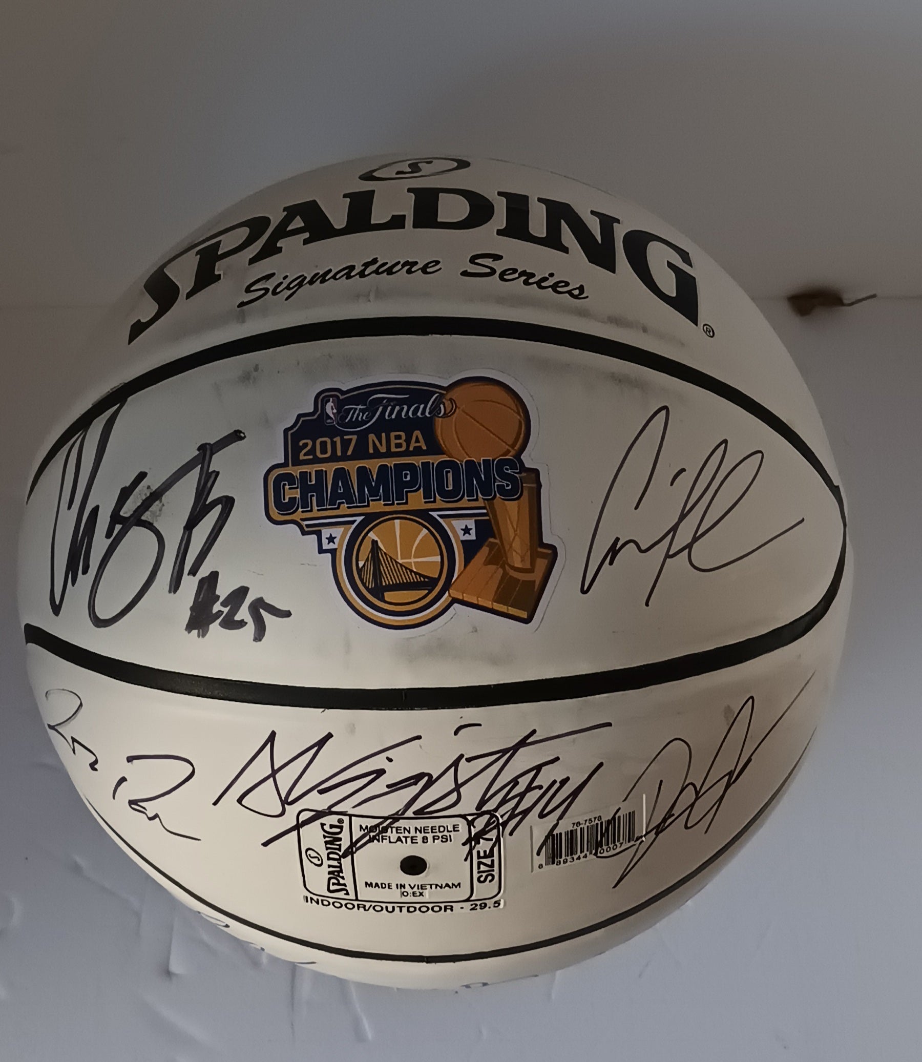 Golden State Warriors 2017-18 NBA champs Stephen Curry, Klay Thompson Kevin Durant team signed basketball with free proof with free case