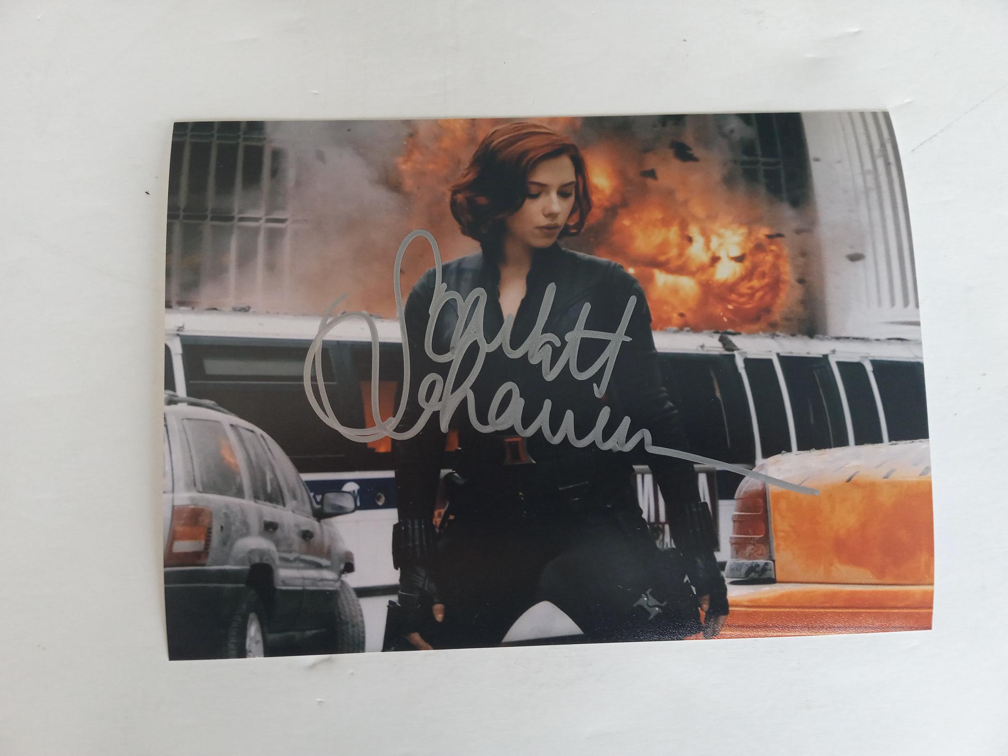 Scarlett Johansson the Black Widow Natasha Romanoff 5 x 7 photo signed with proof