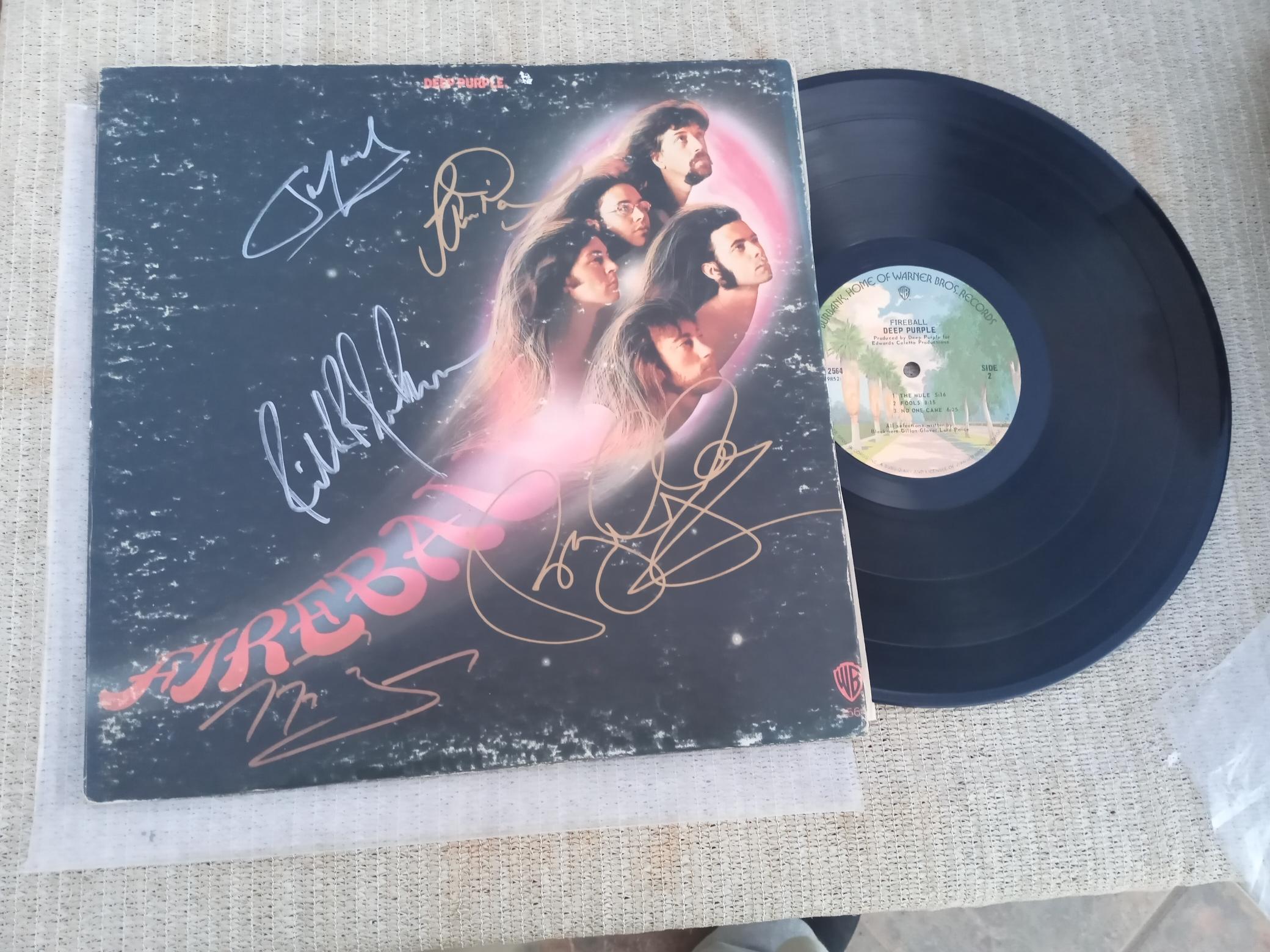 Ritchie Blackmore Ian Gillan Jon Lord Rodger Ian Paice Deep Purple LP signed