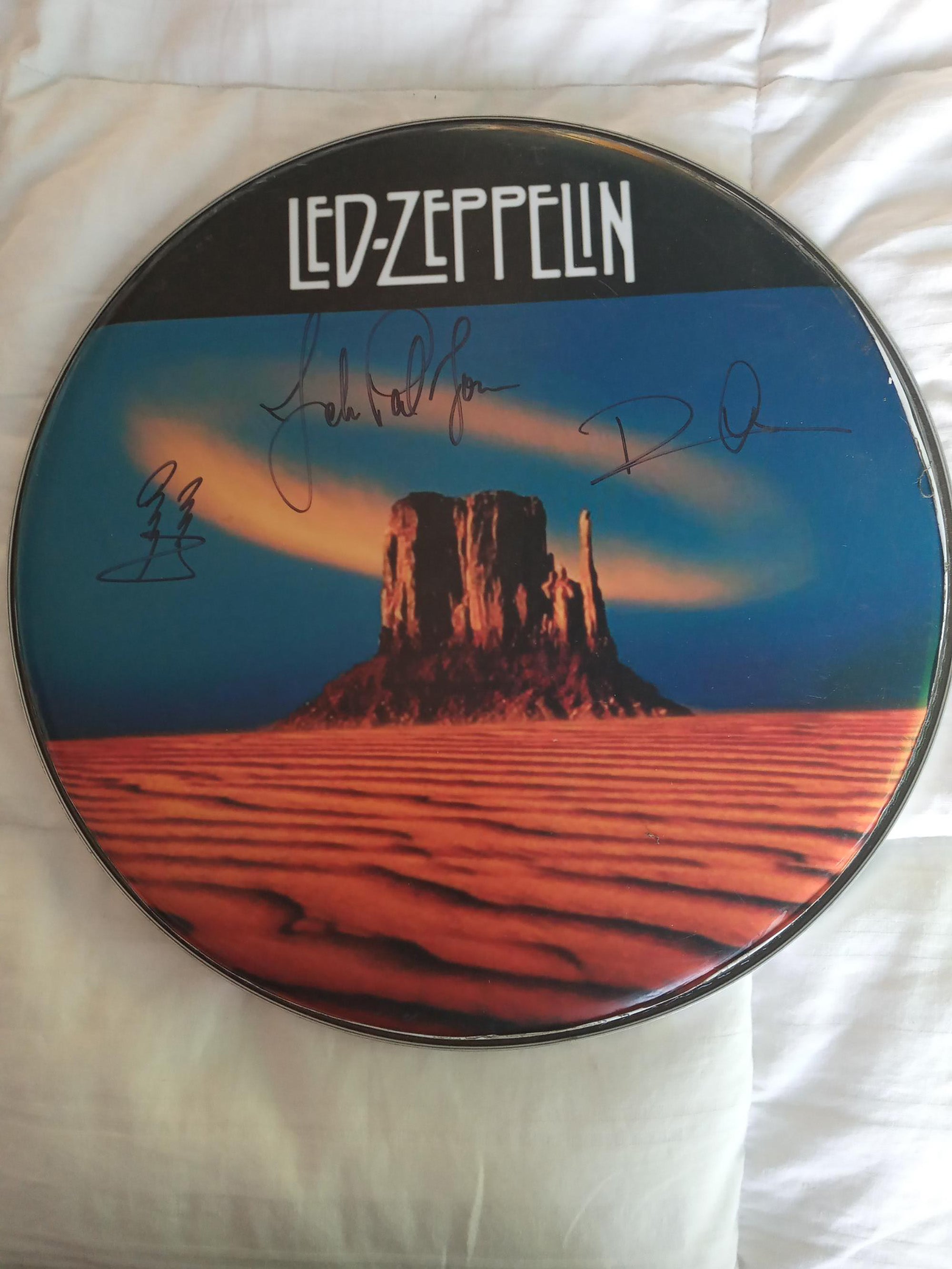 Led Zeppelin 14in drumhead signed with proof