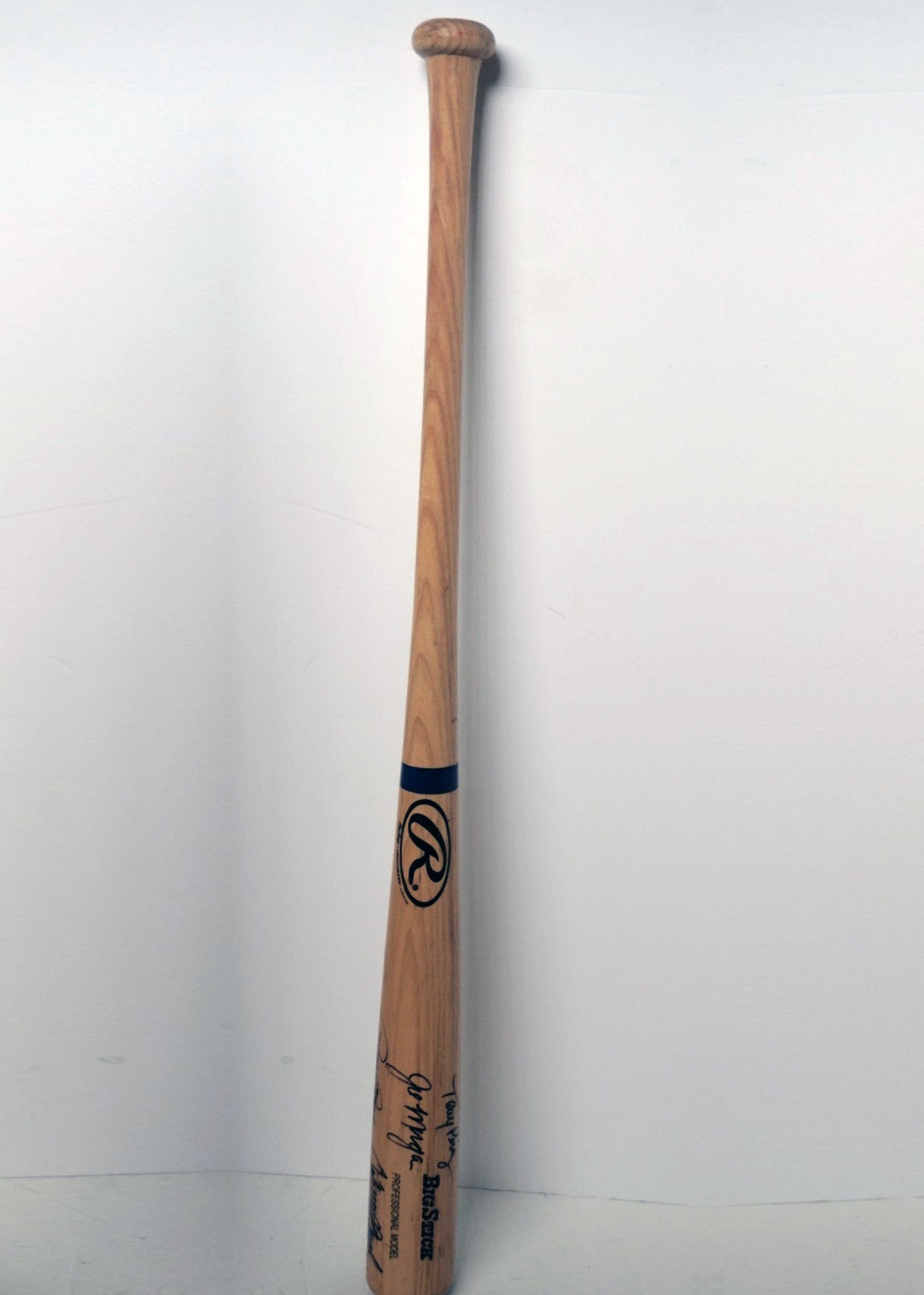Baseball bat used by Pete Rose, Cincinnati Reds