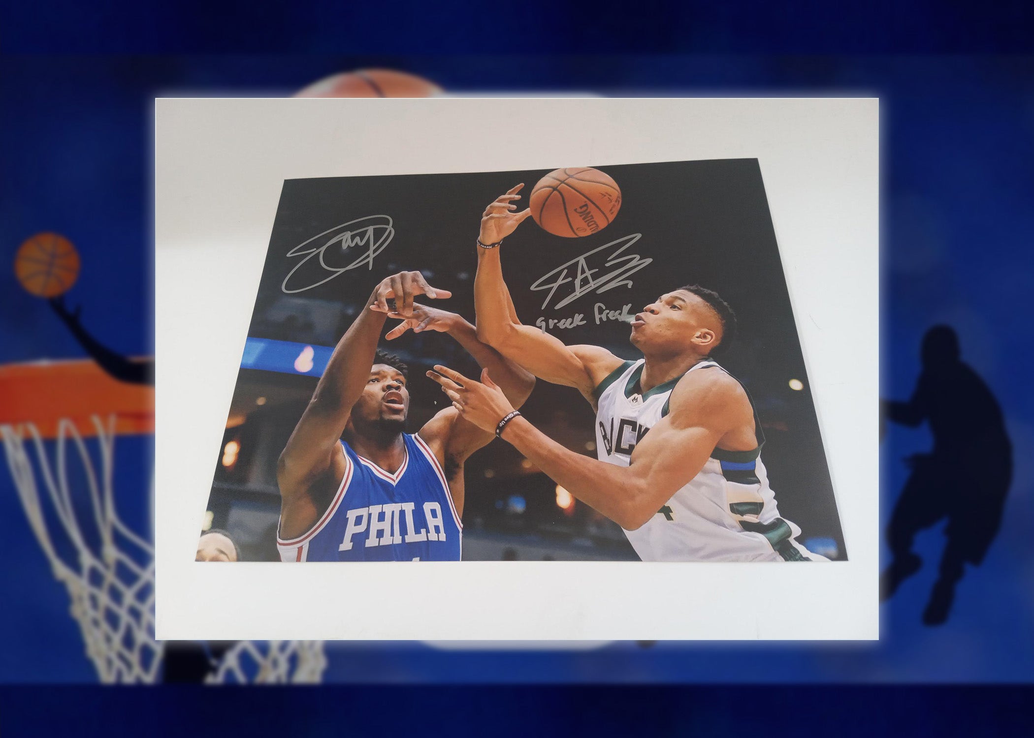 Joel Embiid Giannis Antetokounmpo 8 x 10 photo signed with proof
