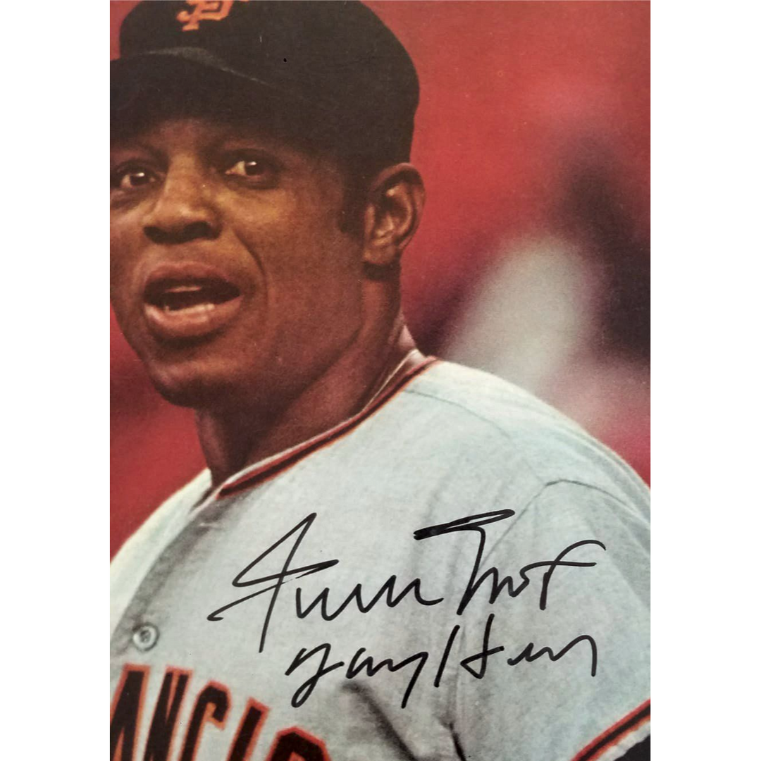 Willie Mays Say Hey Kid 1970 full Sports Illustrated signed with proof