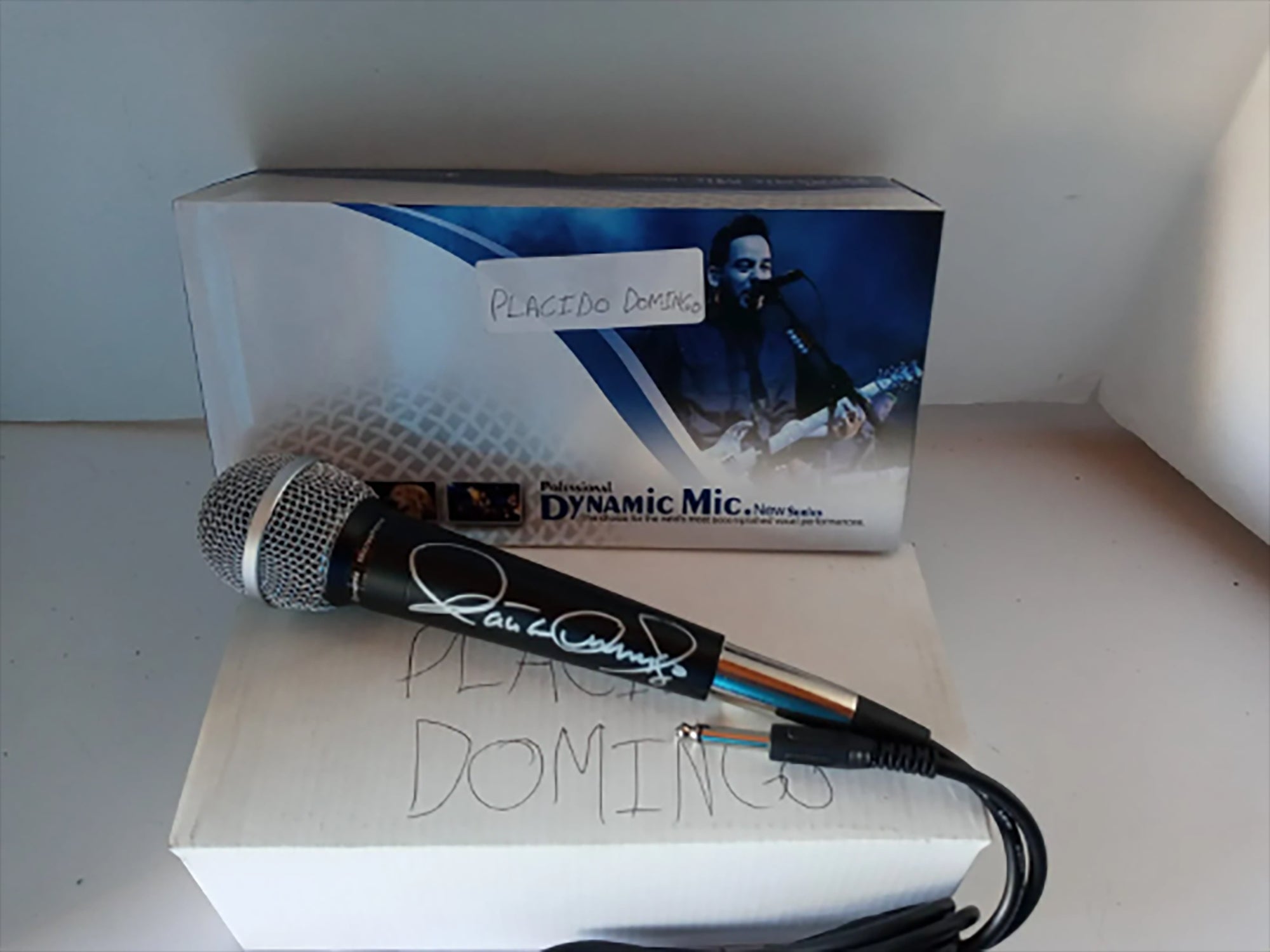 Placido Domingo signed microphone with proof