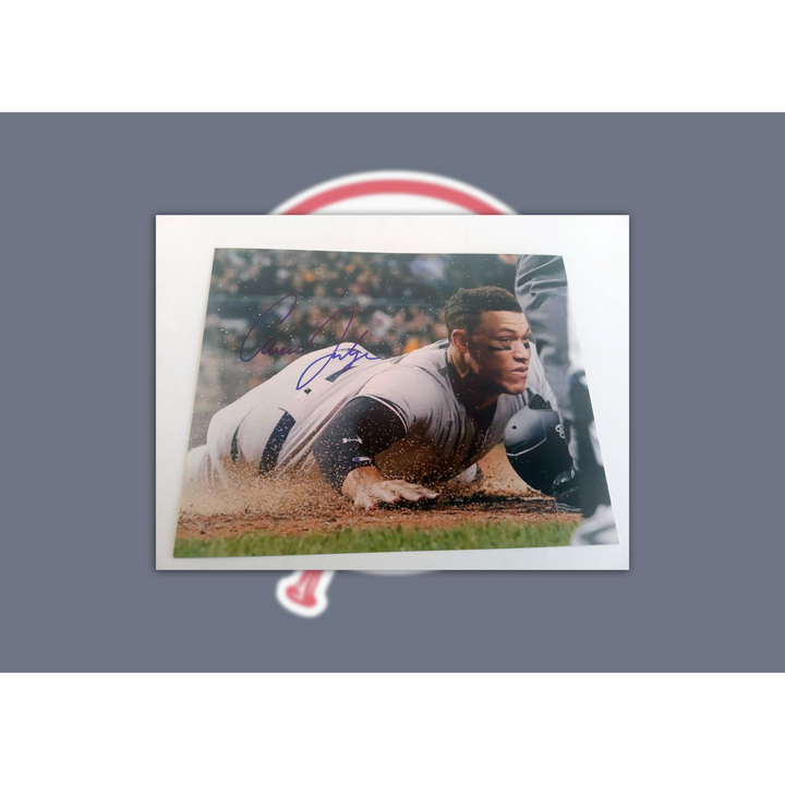 Aaron Judge 61 home runs New York Yankees 8 by 10 photo signed with proof