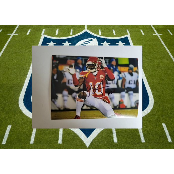 Tyreek Hill 5 x 7 photograph signed