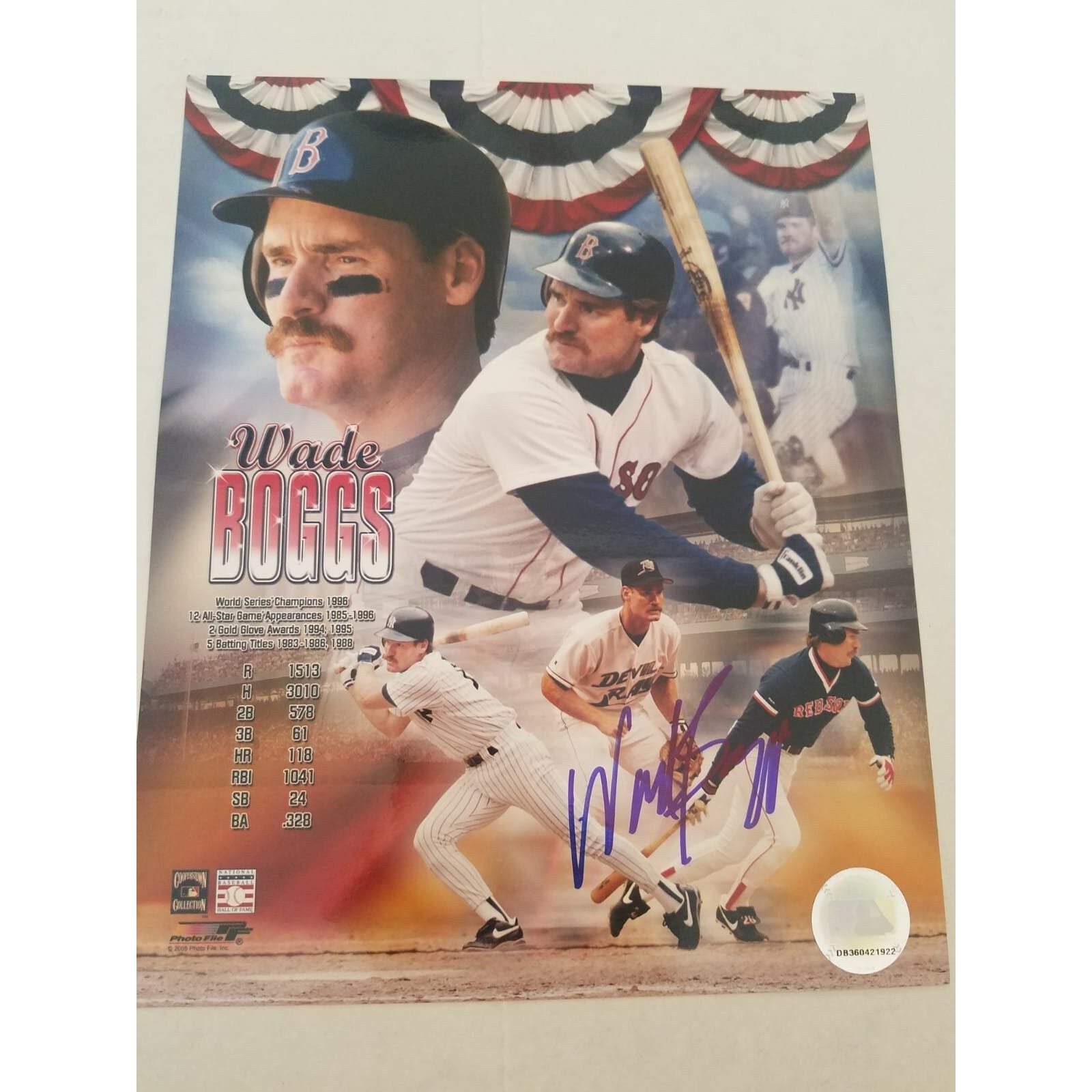 Wade Boggs Boston Red Sox 8 x 10 signed photo