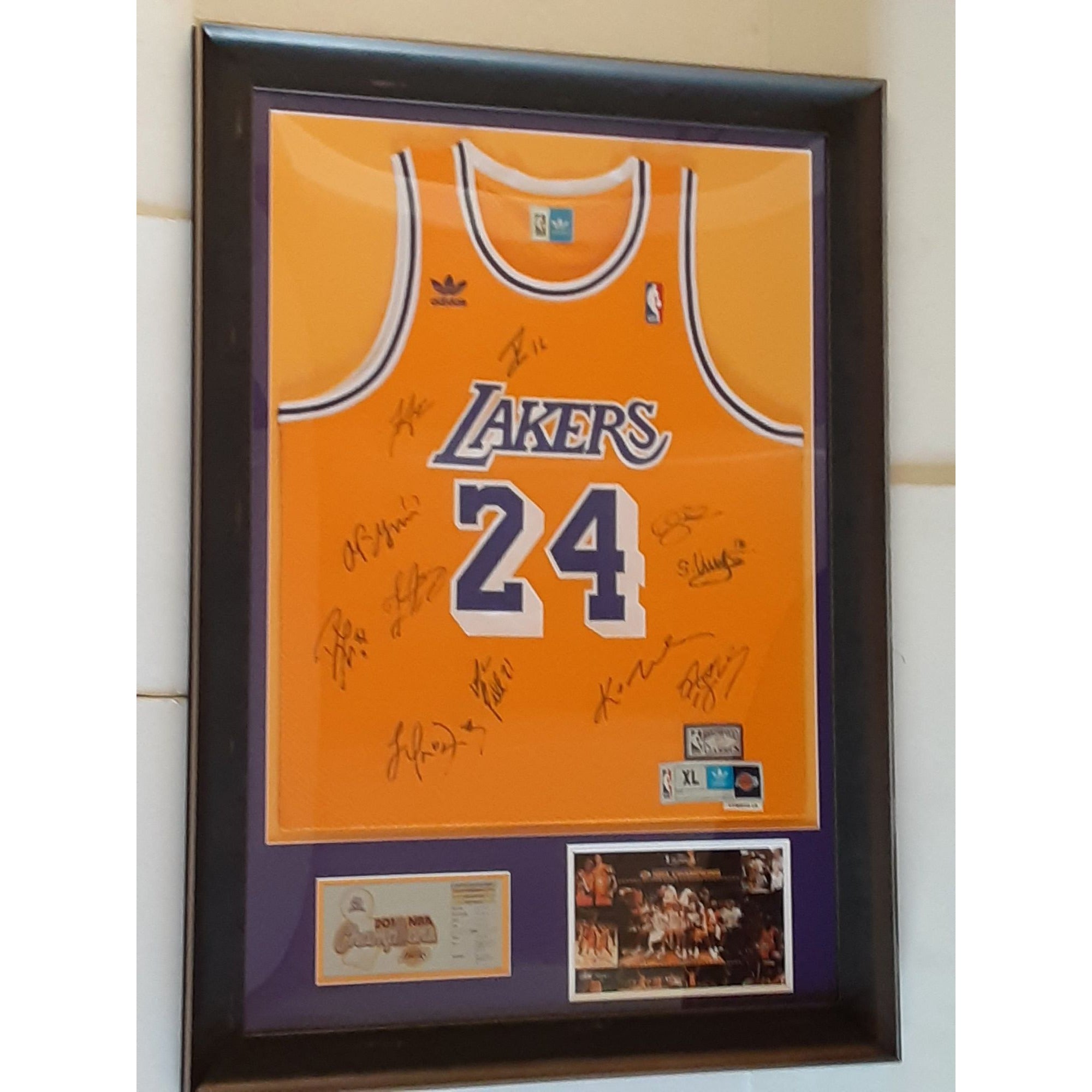 Pau Gasol Lakers jersey, team autographed value