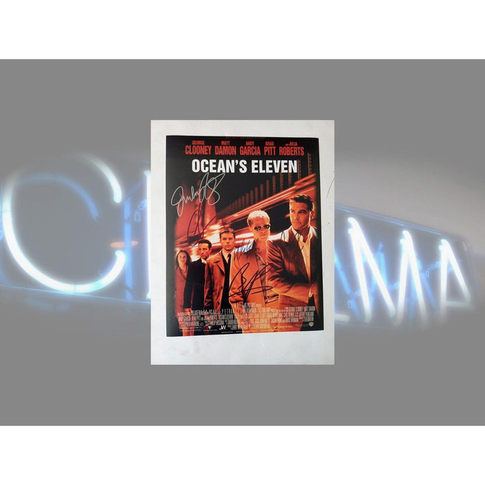 Ocean's 11 George Clooney, Matt Damon, Andy Garcia, Brad Pitt, Julia Roberts signed 11x14  photo with proof