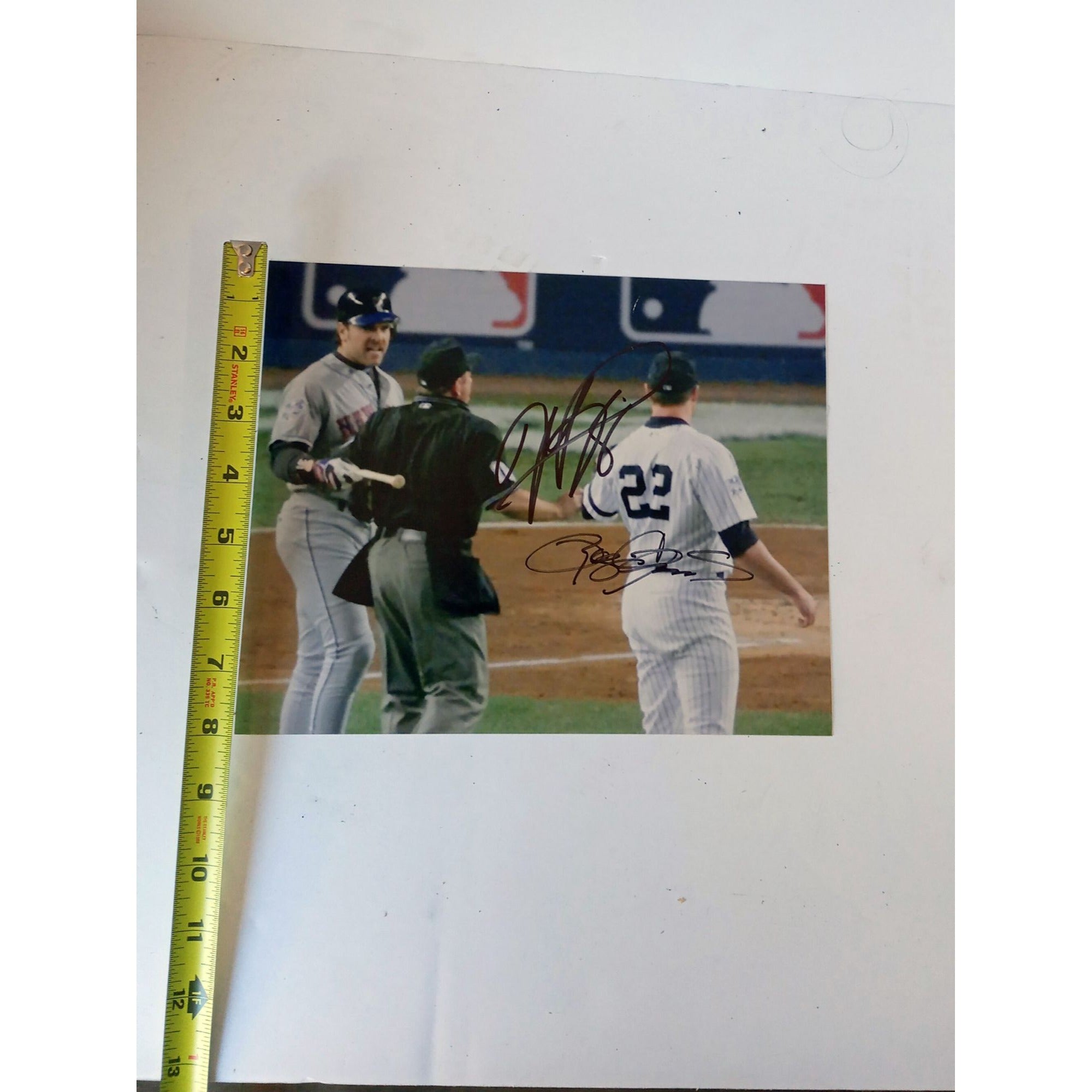 Mike Piazza and Roger Clemens 8 by 10 signed photo