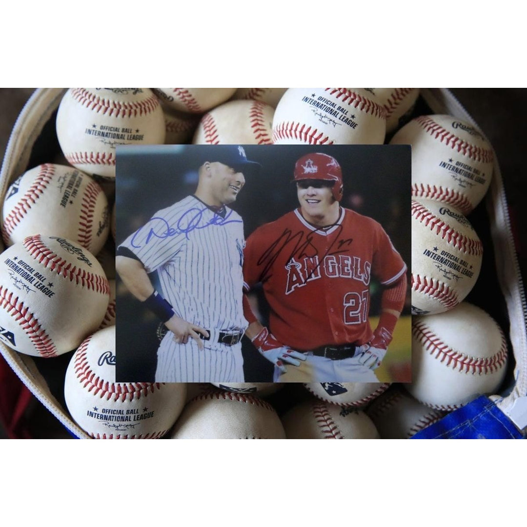 Derek Jeter and Mike Trout 8 by 10 signed photo with proof