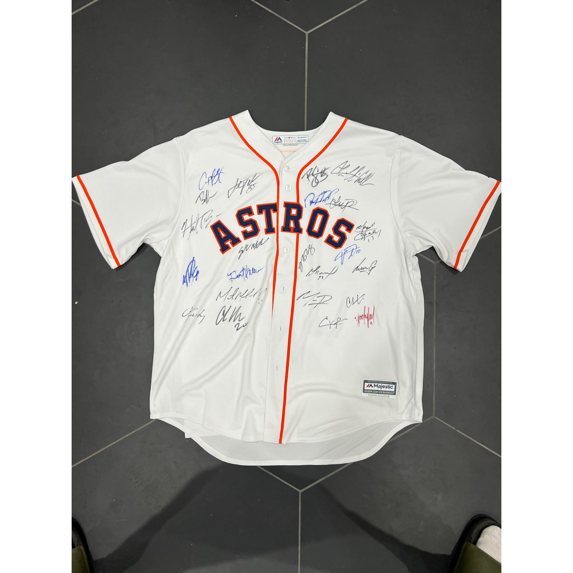 Awesome Artifacts Houston Astros Framber Valdez Justin Verlander, Alex Bregman, Yordan Alvarez, Jose Altuve, 2022 World Champs Game Model Jersey Signed by Awesome