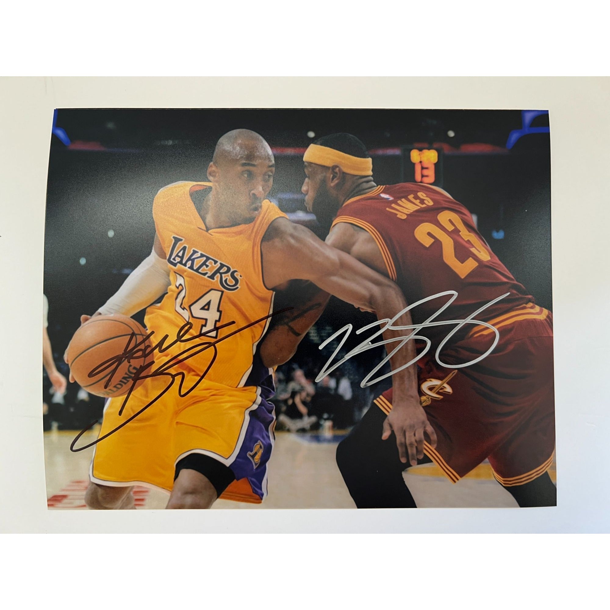 Lebron James and Kobe Bryant 8x10 photo signed with proof