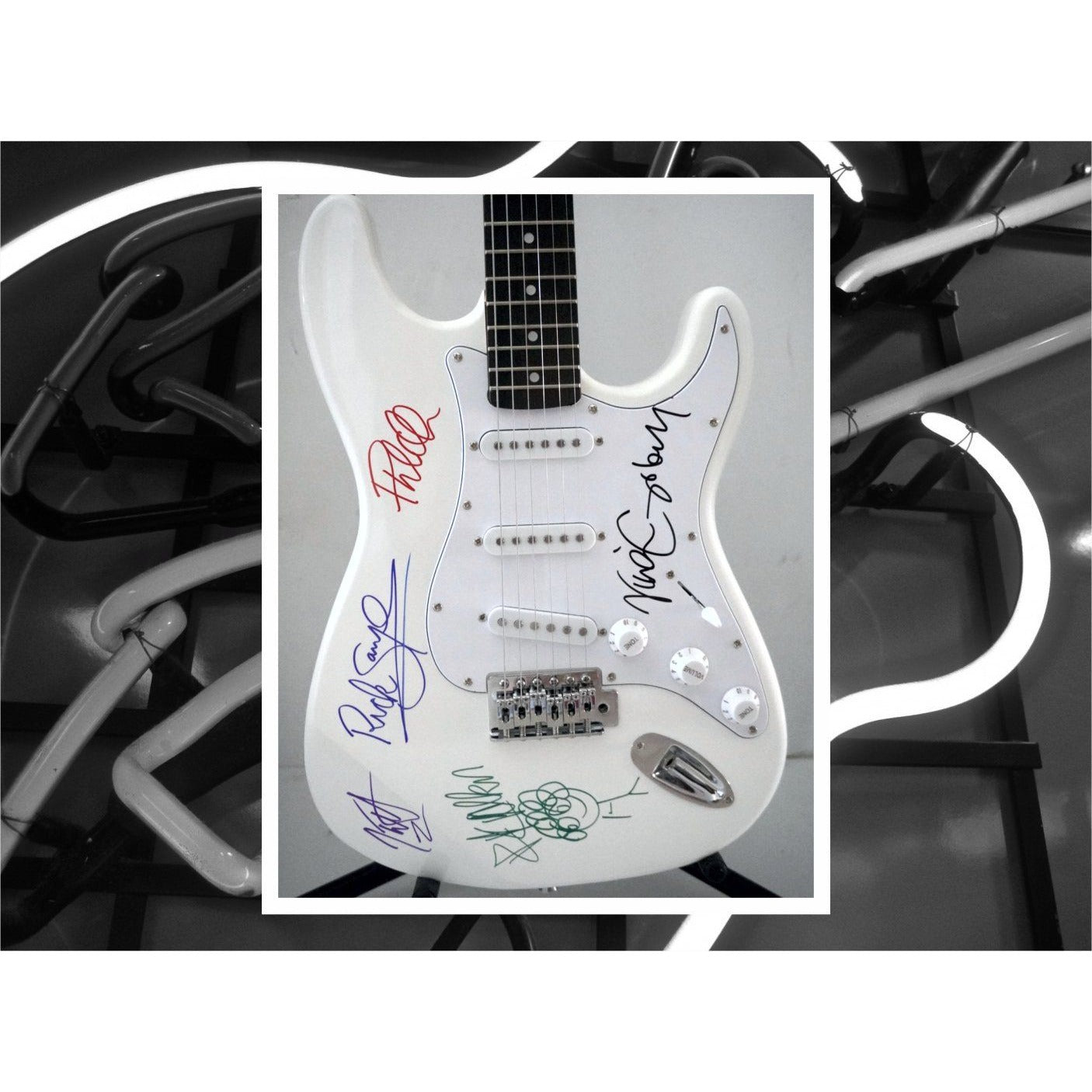 Def Leppard Joe Elliott Phil Collen Rick Allen Rick Savage Vivian Campbell signed electric guitar with proof
