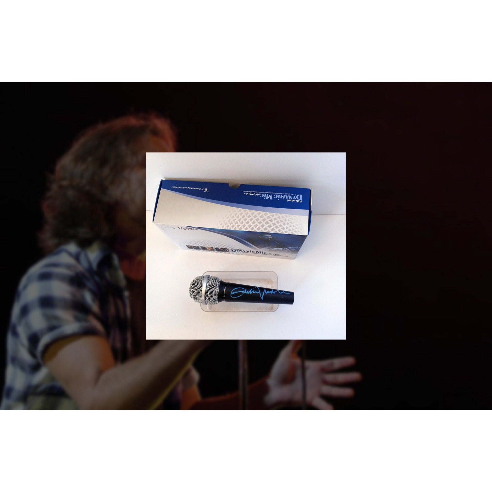 Eddie Vedder Pearl Jam signed microphone with proof