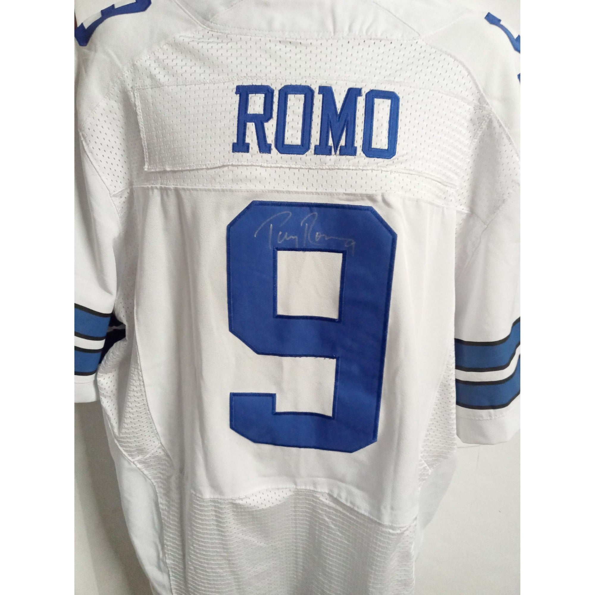 Tony Romo Dallas Cowboys signed jersey with proof