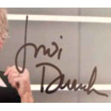 Judi Dench "M" James Bond 5 x 7 photo signed