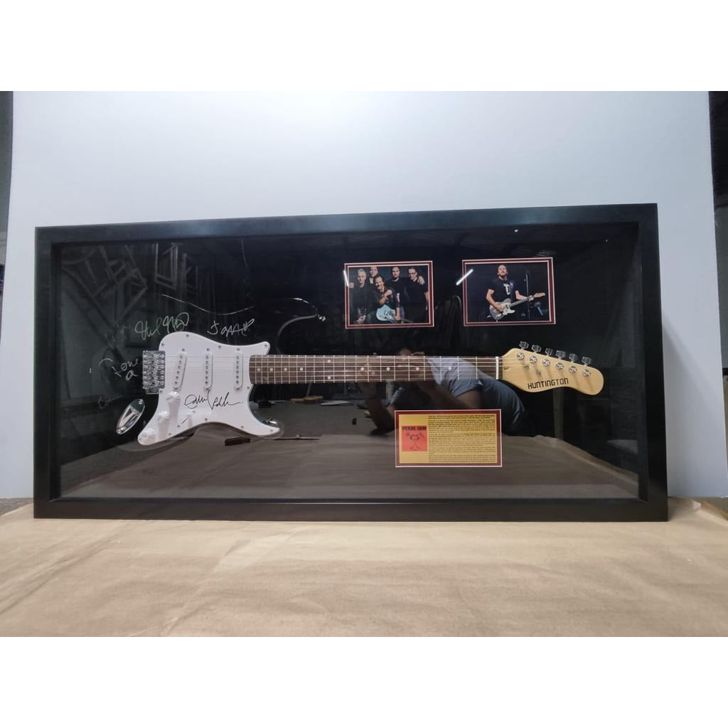 Eddie Vedder Jeff Ament, Stone Gossard, Matt Cameron Mike McCready Pearl Jam framed guitar signed with proof