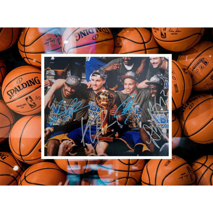 Andre Iguodala Draymond Green Klay Thompson Stephen Curry 8 x 10 signed photo with proof