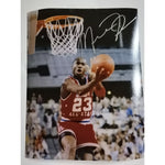 Load image into Gallery viewer, Michael Jordan Chicago Bulls 8 by 10 signed photo with proof
