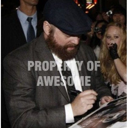 The Hangover Bradley Cooper Zach Galifianakis Ed Helms Justin Bartha and Todd Phillips signed 8 x 10 photo with proof
