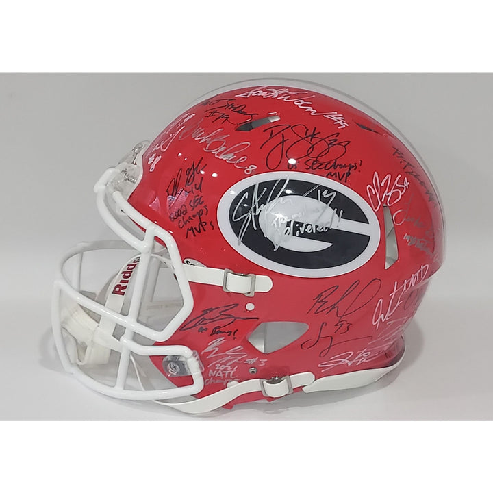 Georgia Bulldogs 30 all-time greats Riddell pro model helmet signed with proof free case