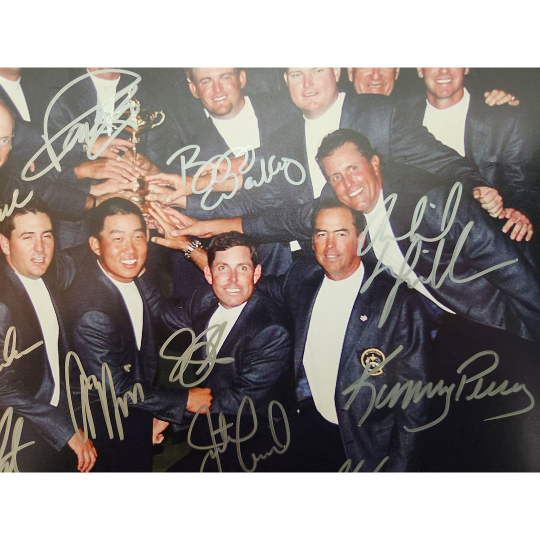 2008 USA Ryder Cup team signed Phil Mickelson Ray Floyd Paul Azinger